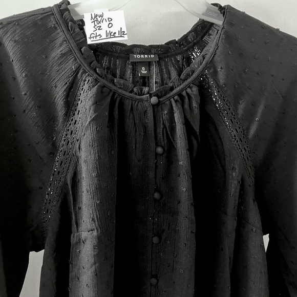 9pc NWT TORRID LOT!
3 Jeans SZ 16, 
6 TOPS! Sz 1/2 - Picture 11 of 15